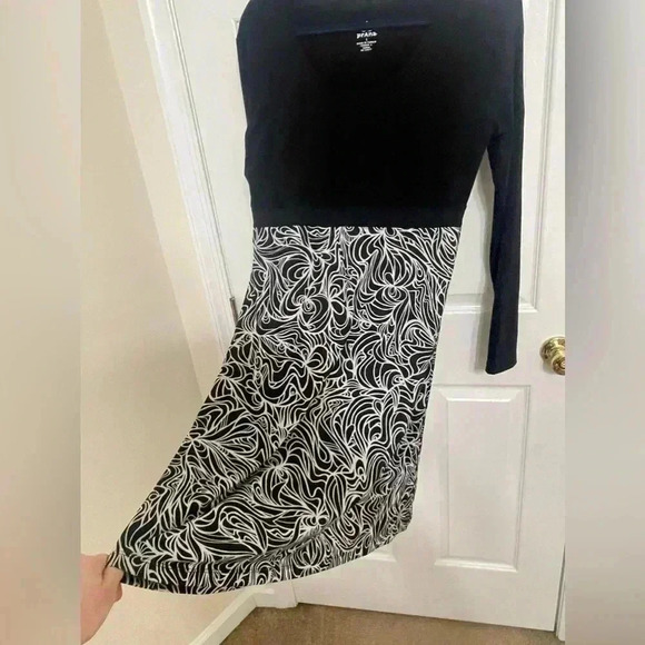Womens prAna Black White Squiggly Design Skirted Dress Large - Picture 1 of 8